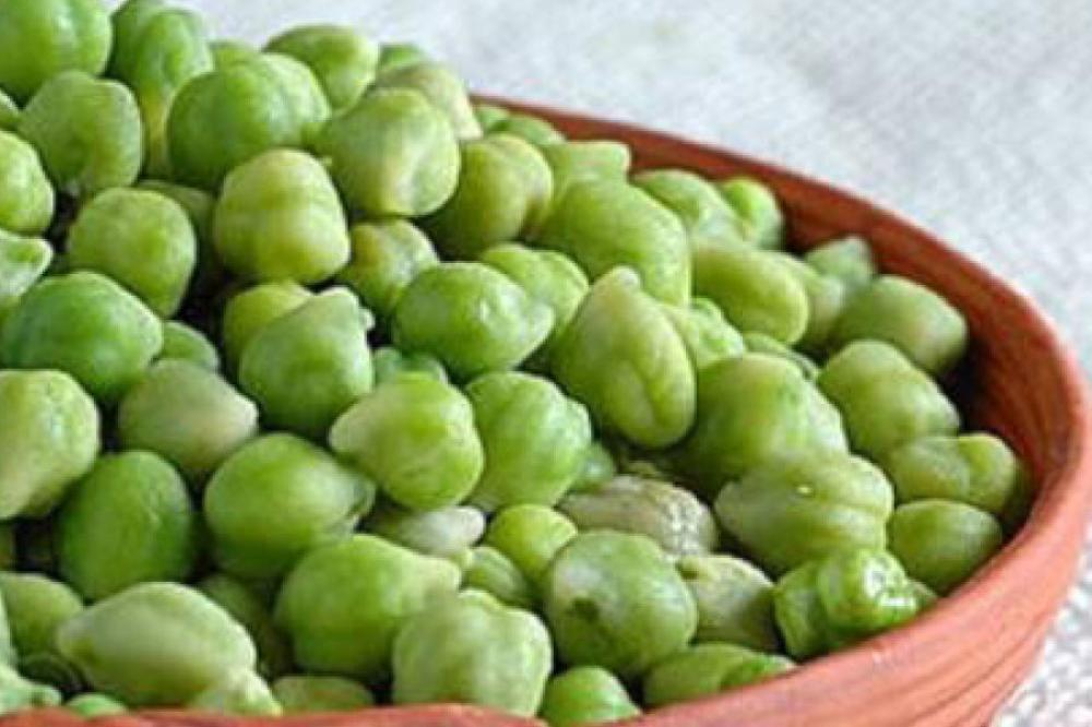 What are the benefits of green chickpeas?