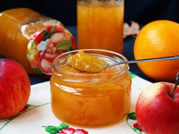 How to make apple jam